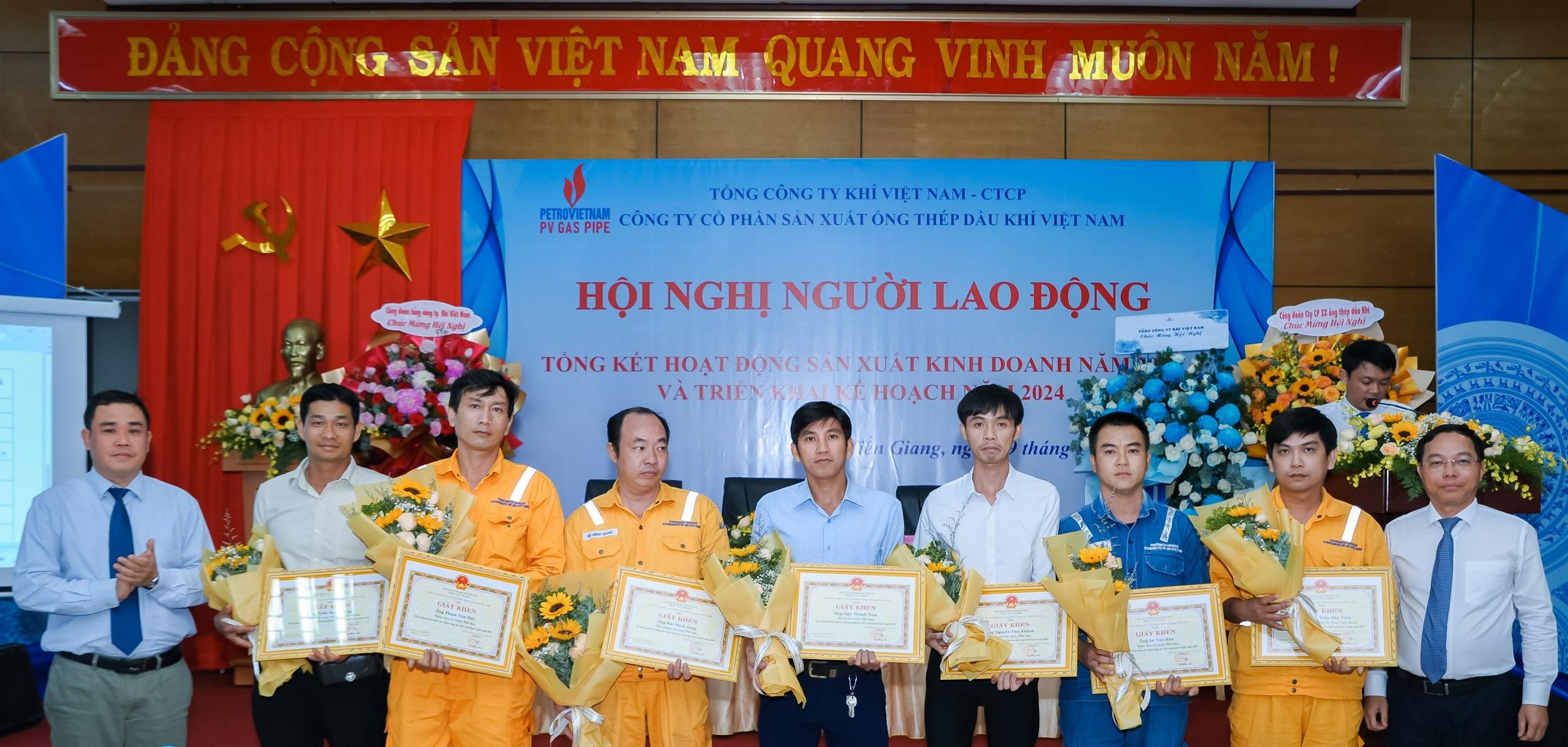 PV PIPE ghi nhận và biểu dương CBCNV-NLĐ có thành tích xuất xắc trong sản xuất kinh doanh.